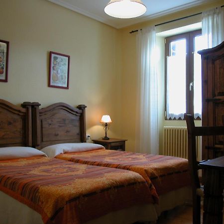 Hostal Casa Sario Jaurrieta Luaran gambar