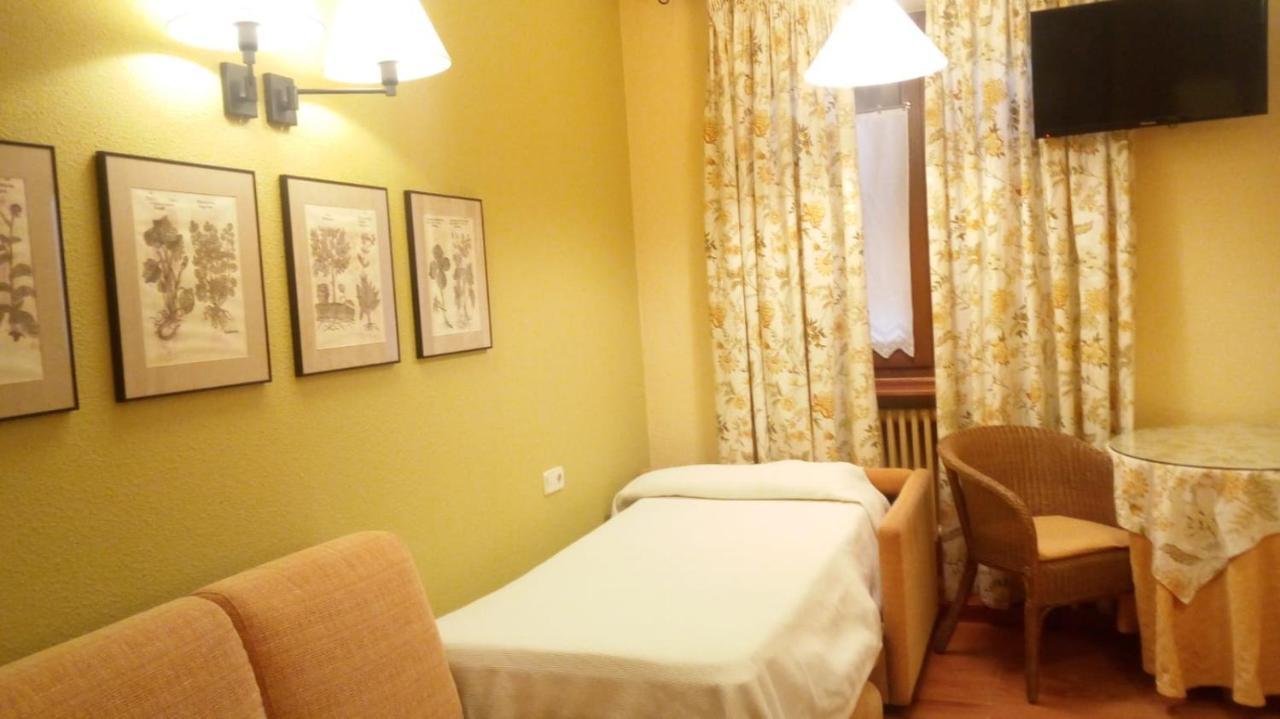 Hostal Casa Sario Jaurrieta Luaran gambar