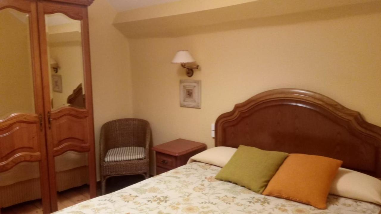 Hostal Casa Sario Jaurrieta Luaran gambar